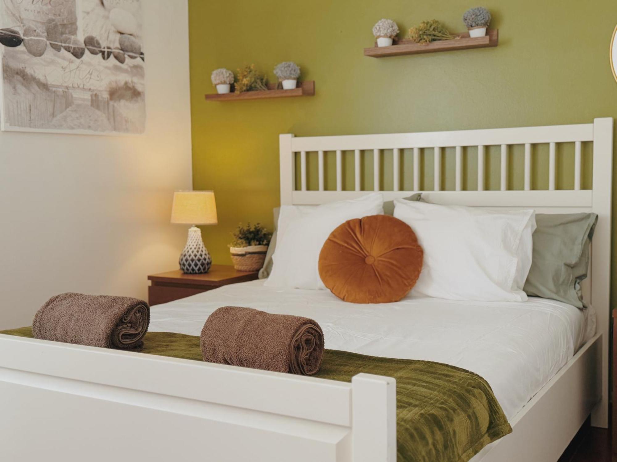 Coastal Garden Paradise Retreat- 6 Min From The Beach Charneca  Buitenkant foto